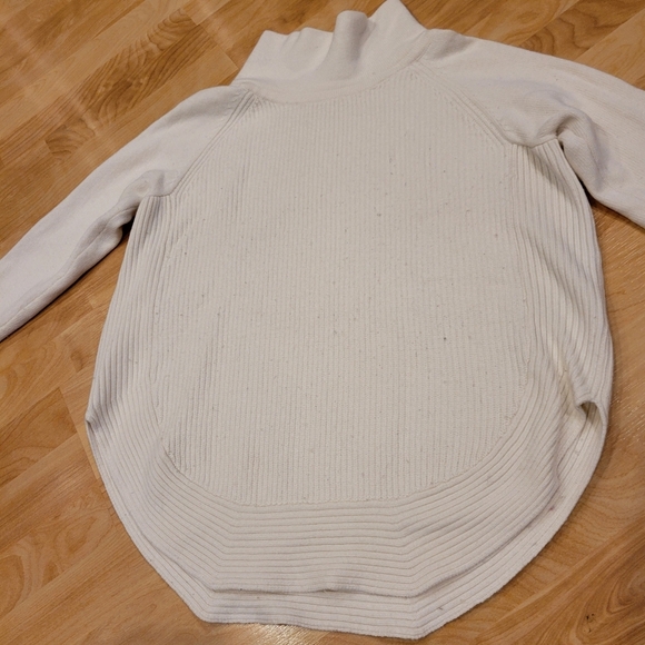 Athleta Ravine Ivory Ribbed Tunic Sweater Size Small - Picture 3 of 7